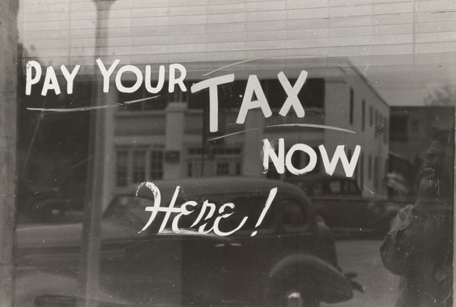 płać podatki